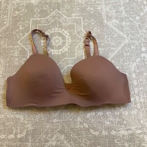 Auden Breastfeeding Nursing Lightly Lined‎ Wireless Bra Size 38D Comfort Support